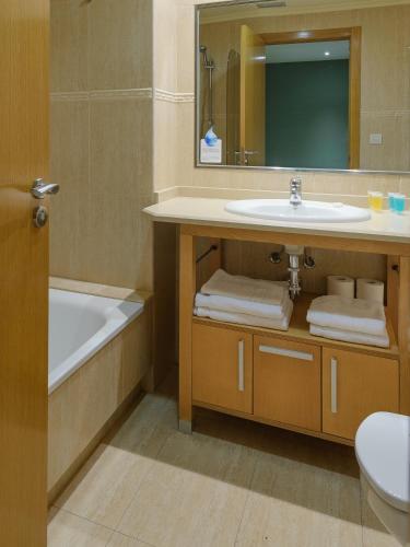 Apartamentos Trisquel - image 12