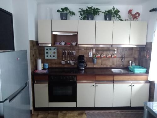 Sunrise Home in 馬里博爾