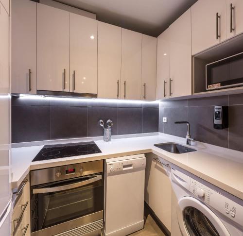 2 bedrooms, 3 beds