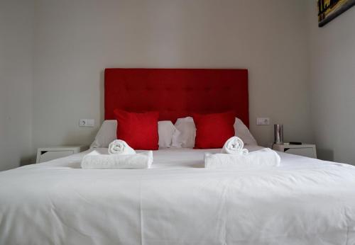 Two-Bedroom Apartment image 4