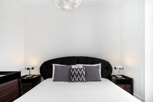WHome | Prime Location Design Family Apartment
