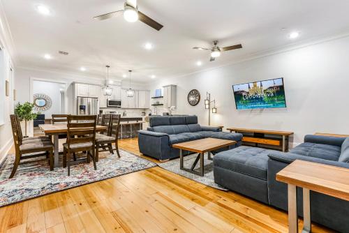 5BR w Pool - Great for Families - Near Everything, New Orleans