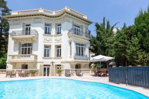 Villa Royale VI4199 by Riviera Holiday Homes gîte à louer Villefranche-sur-Mer