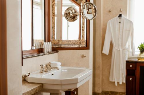 Nobu Hotel Warsaw - image 13