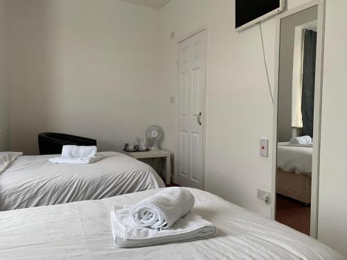 St Anne's Road Guest House - image 7