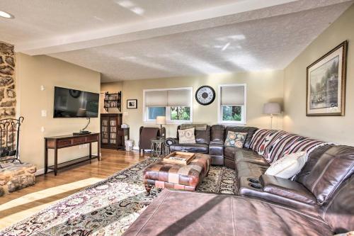 Modern Hiwassee Home with Mtn and Lake Views! - image 7