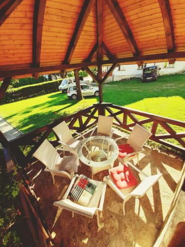 شرفة/ تراس, Guest House Colovic in Palisad