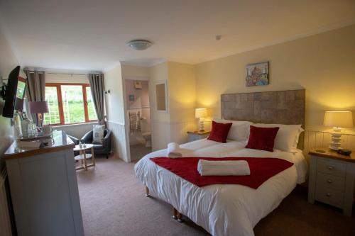 Deluxe Double Room with Shower