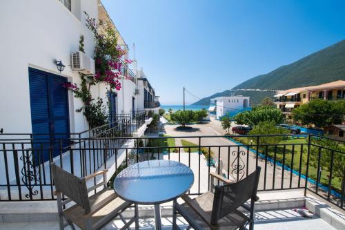 Surf Hotel - image 10