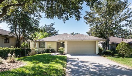 Brae Burn by Ocean Properties in New Smyrna Beach, USA
