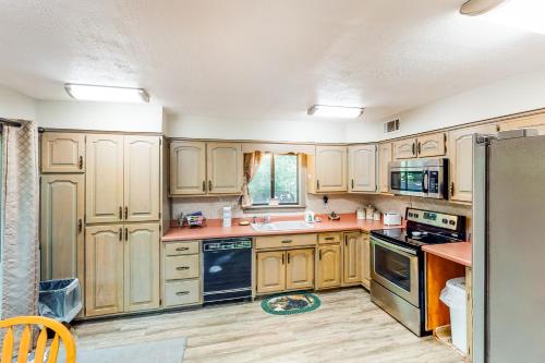 Hillcrest Lodge - image 6