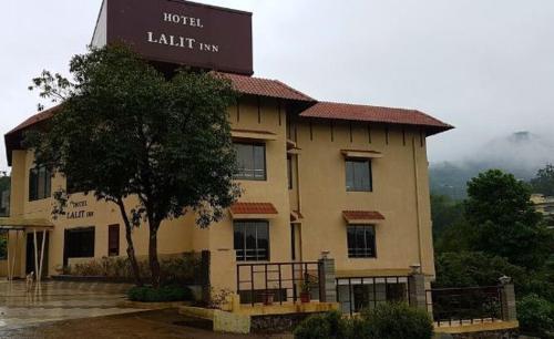 Hotel Lalit Inn