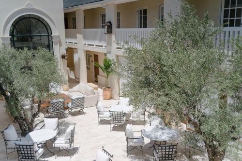 Cara Hotel, Los Angeles