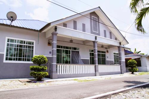 Homestay Hj Esmon Parit Raja UTHM Homestay Hj Esmon Parit Raja UTHM