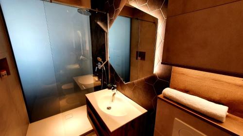 Okrepčevalnica Petkovšek Miha Šemrov s.p.