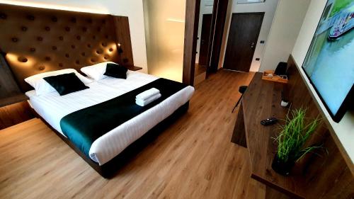 Okrepčevalnica Petkovšek Miha Šemrov s.p.