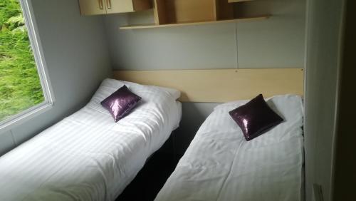 Static Caravan for hire, budget friendly, Edinburgh