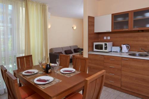 المرافق, Pollo Resort in وسط مدينة نيسبار