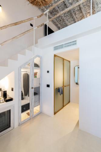 The TownHouse Mykonos - image 3