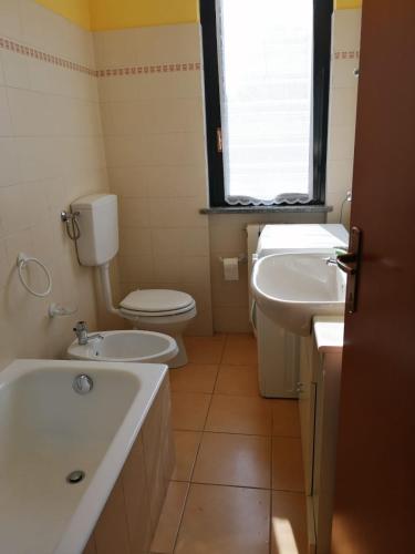 Bathroom, La maison de Lidia in Angera