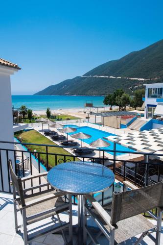 playa, Surf Hotel in Léucade