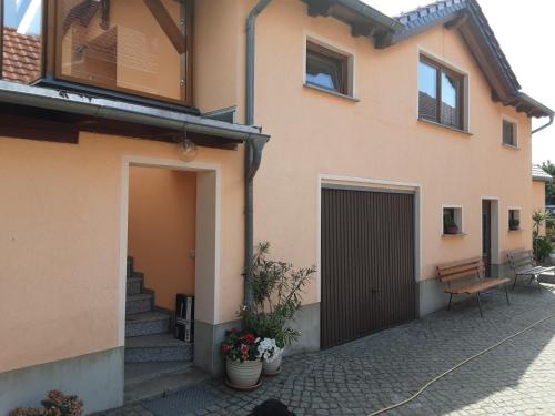 Ferienwohnung auf den Bauernhof in Tauscha, Deutschland