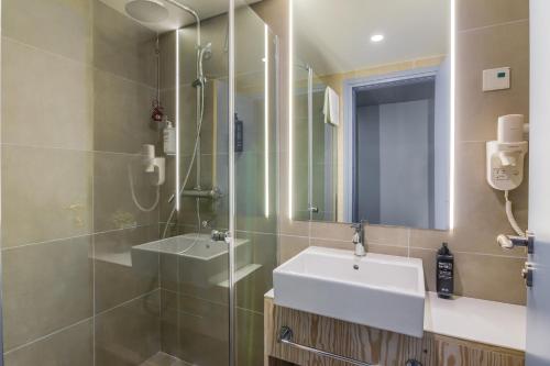 ibis Styles Bucharest City Center - image 22