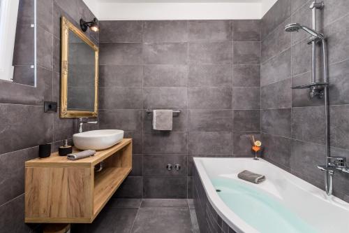 Villa Infinity, Poljane (foto 9)