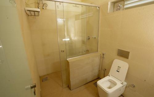 Double Room with Lake View image 2