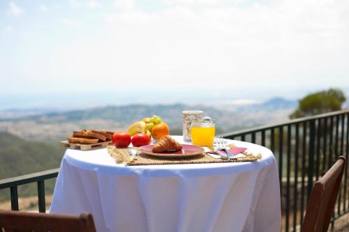 Hotel Boutique Carrasqueta Alicante-Xixona in Jijona