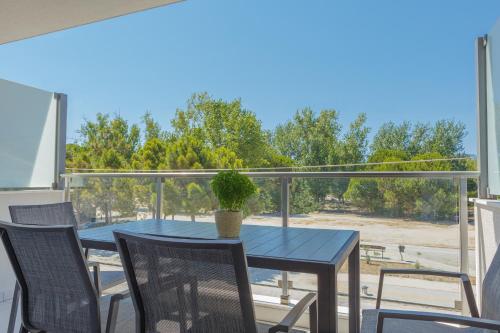  BISALTAE SEASIDE SUITES in Kavala