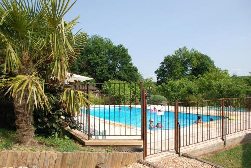 Village de Gîtes Le Châtenet - Location saisonnière - Thonac