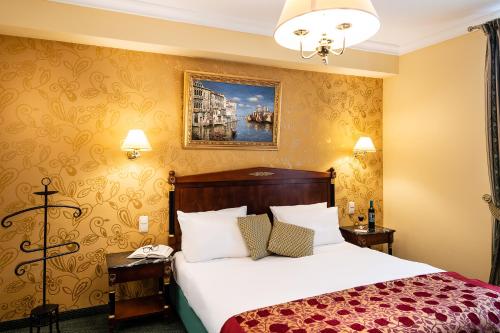 1 queen bed