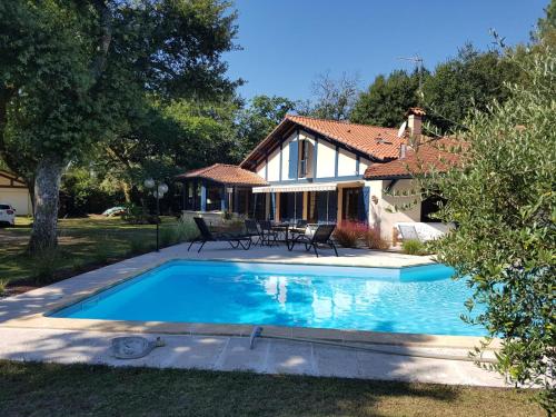La chênaie Sainte Foy des landes chambre d'hôte Bascons