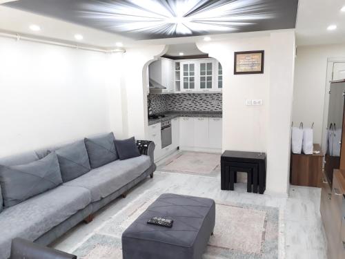 2 Bedrooms,1 Living Room,Central High Class Life Style,Friendly Host! Come and Enjoy!