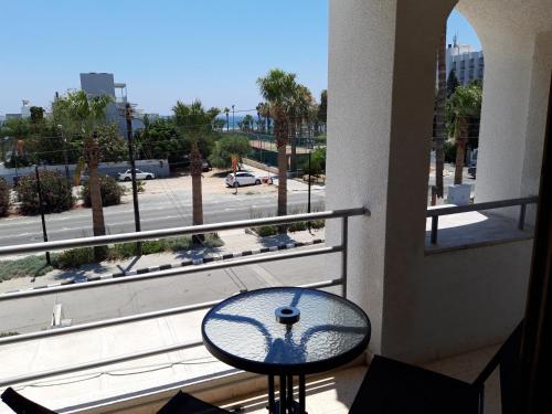 ระเบียง/ชานเรือน, La Veranda Sea View apartments in ไพลา