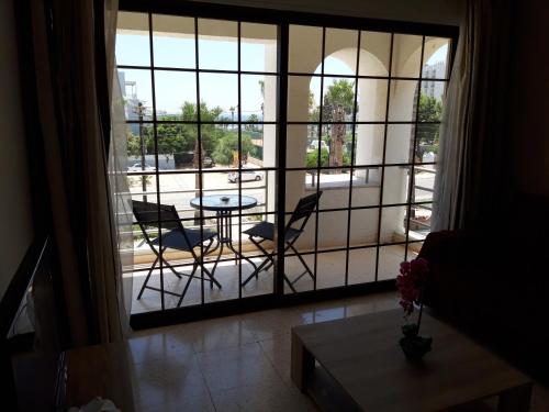 ระเบียง/ชานเรือน, La Veranda Sea View apartments in ไพลา