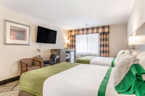 GuestHouse Inn&Suites Poulsbo - Hotel