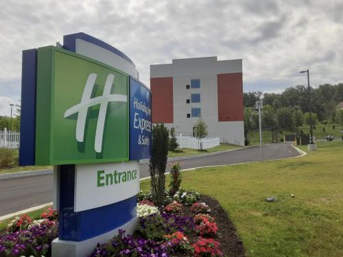 Holiday Inn Express & Suites - Harrisburg S - Mechanicsburg, an IHG Hotel