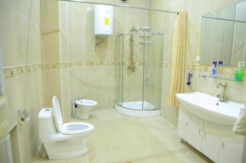 Almos Guest House