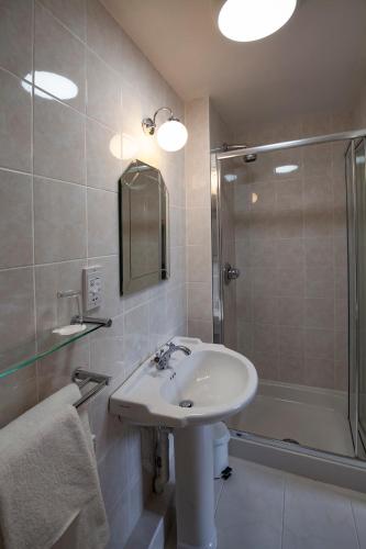 Arundel House Hotel - image 8