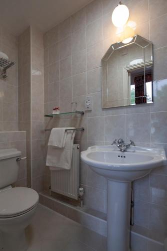 Arundel House Hotel - image 2