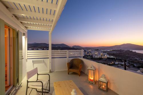  Lorenzo Studios and Suites Paros in Naoussa