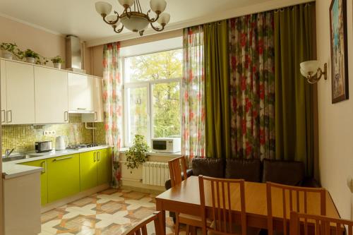 Konyha, Megapolis Hotel near Lenin sírja