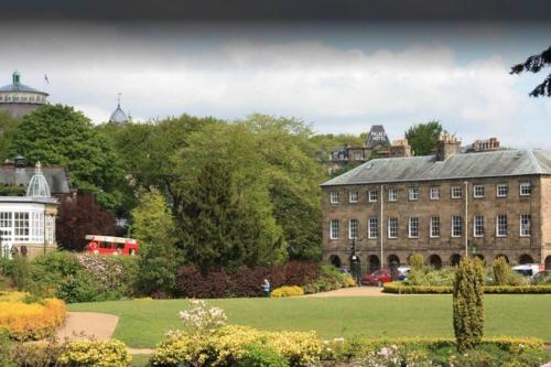 No 6 The Square Tearooms & Accommodation 3