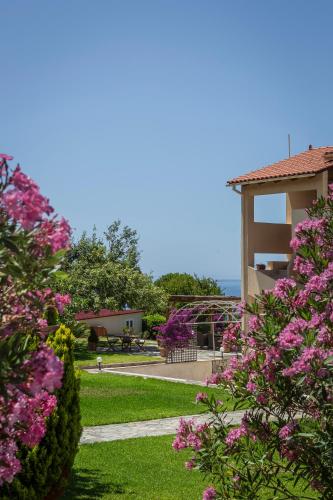 Panorama Fanari studios and apartments - image 3
