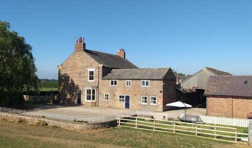 Burton Grange Farmhouse Bed And Breakfast, Boroughbridge, North Yorkshire