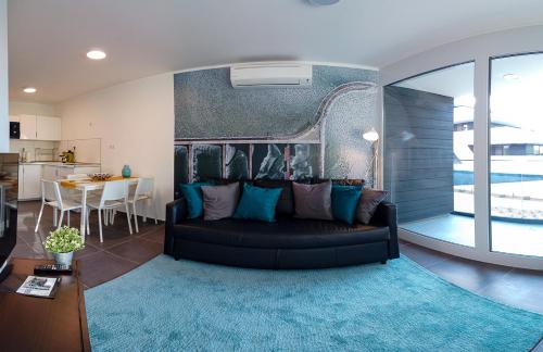 Marina Apartman Hotel in บาลาตอนเซเมส