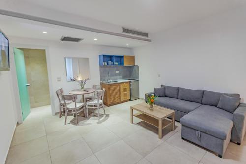 Elani Bay Resort Room Type - Superior Suite