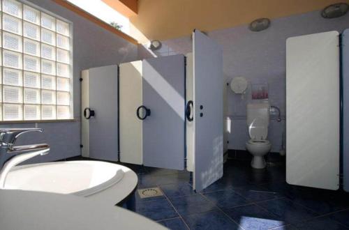 Easyatent Camping Valkanela – Vrsar, IA